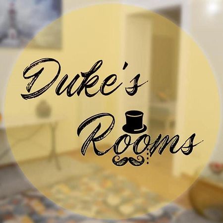 Duke'S Rooms 塔兰托 外观 照片